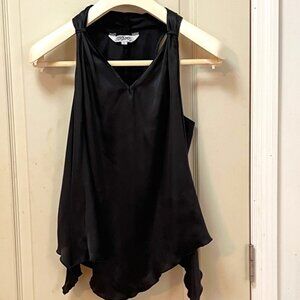 Tramp Women's Size L 100% Polyester Hankerchief Hem Satin feel Tank Top. Black.